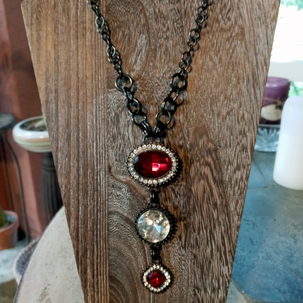 Reversible adjustable necklace